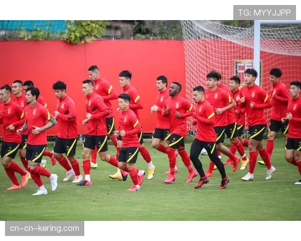 社论观点：足球教育进校园，应注重战术理解而非单纯技能训练